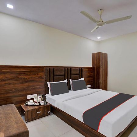 Hotel O Neelkamal Ahmedabad Ngoại thất bức ảnh